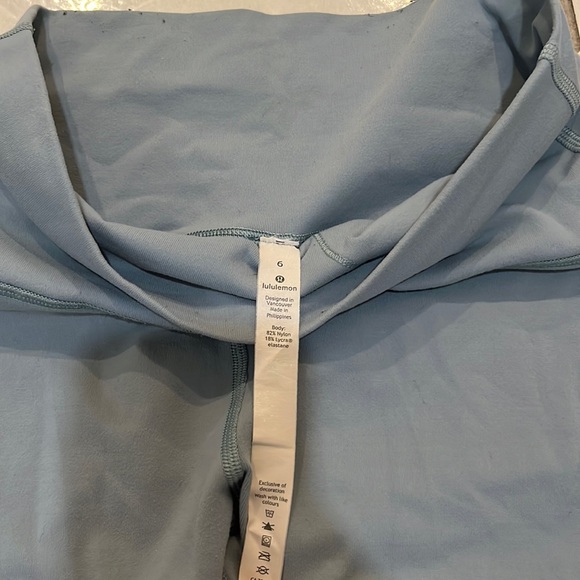 LuluLemon Cropped Leggings - Picture 3 of 3